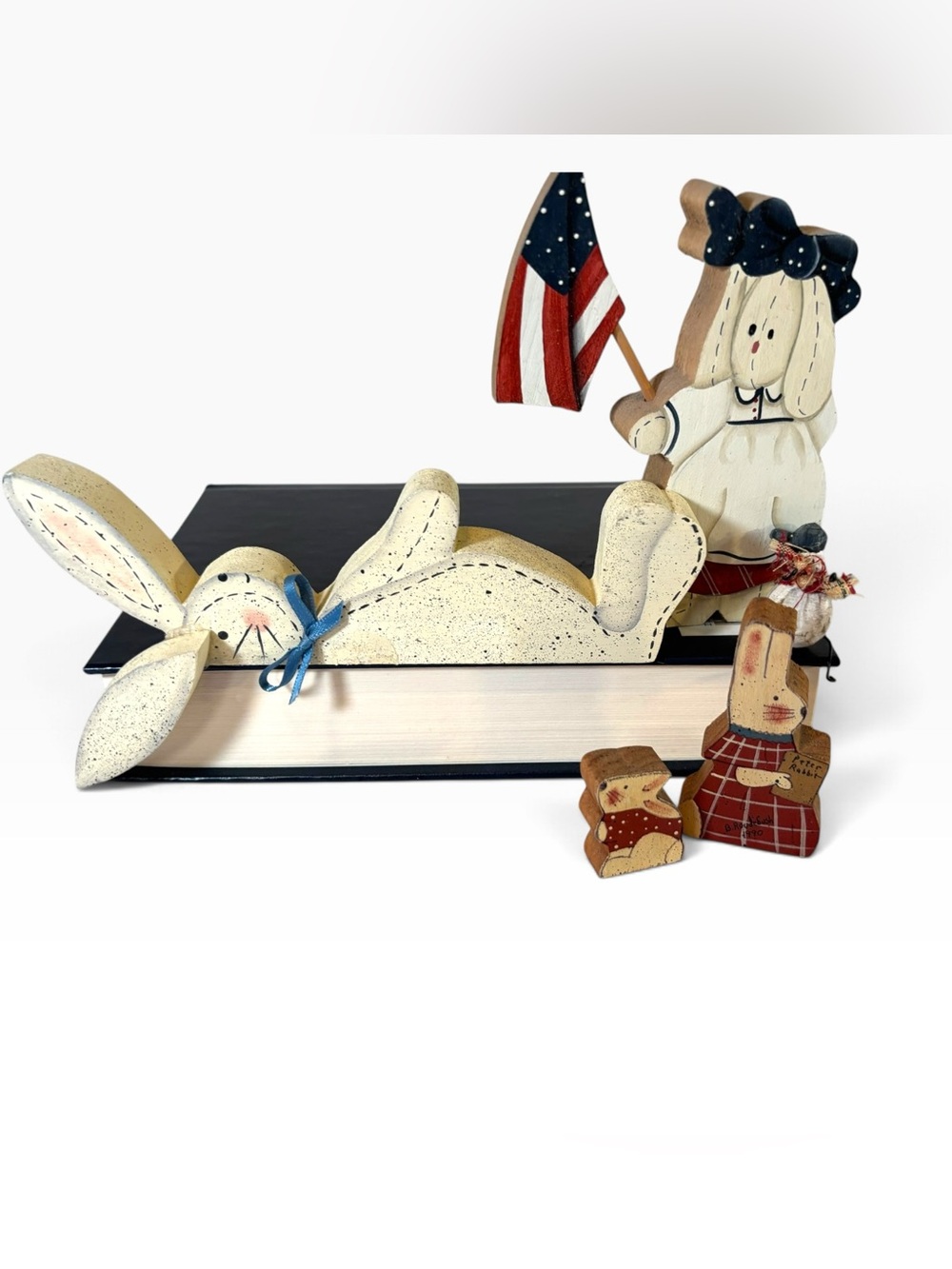 Vintage Wooden Bunny Shelf Sitters Lot Patriotic Folk Art Peter Rabbit 1990